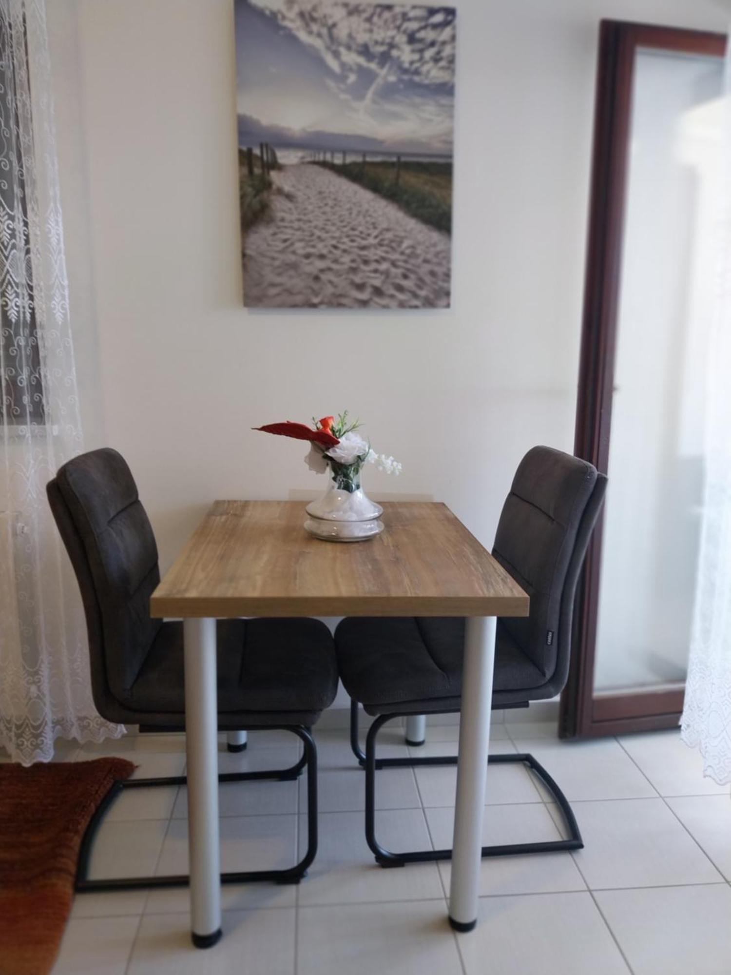 Guest House Lavanda 4 Njivice Bagian luar foto